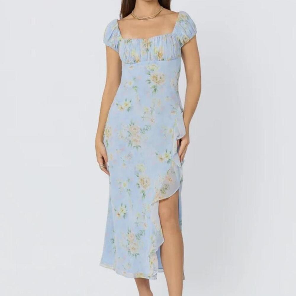Astr the label blue floral